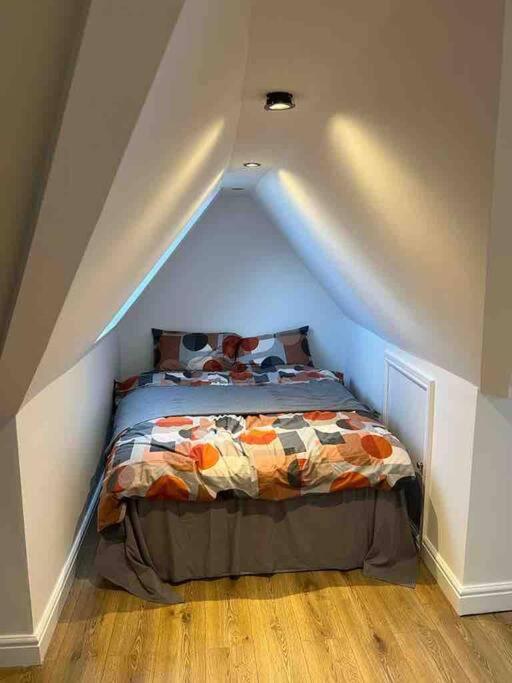 5 Bedroom House Se6 Лондон Екстер'єр фото